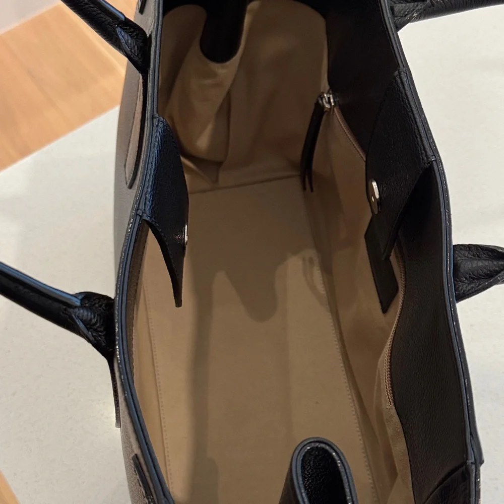 Theory Black Pebbled Leather Tote - Picture 4 of 9